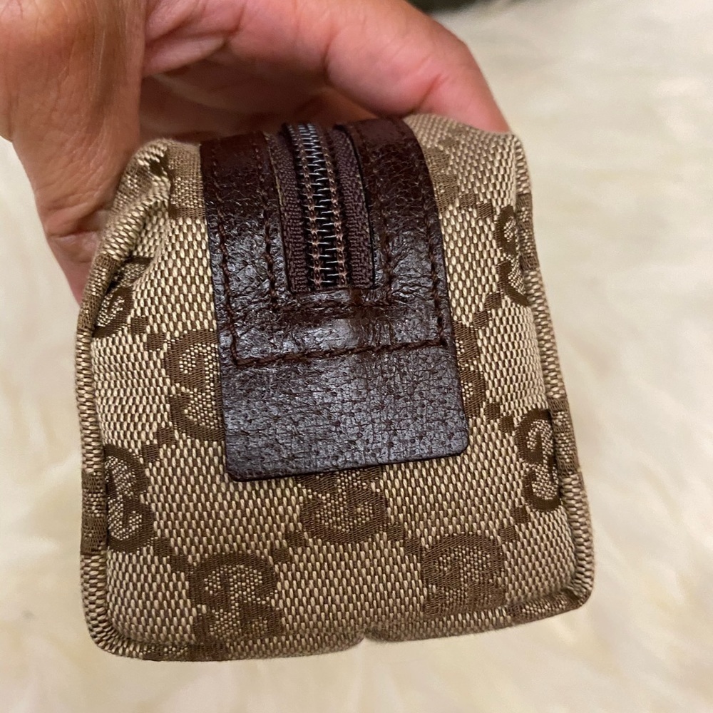 Gucci Pouch - Picture 8 of 16